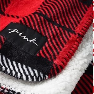 Pink/Victoria’s Secret Sherpa Blanket